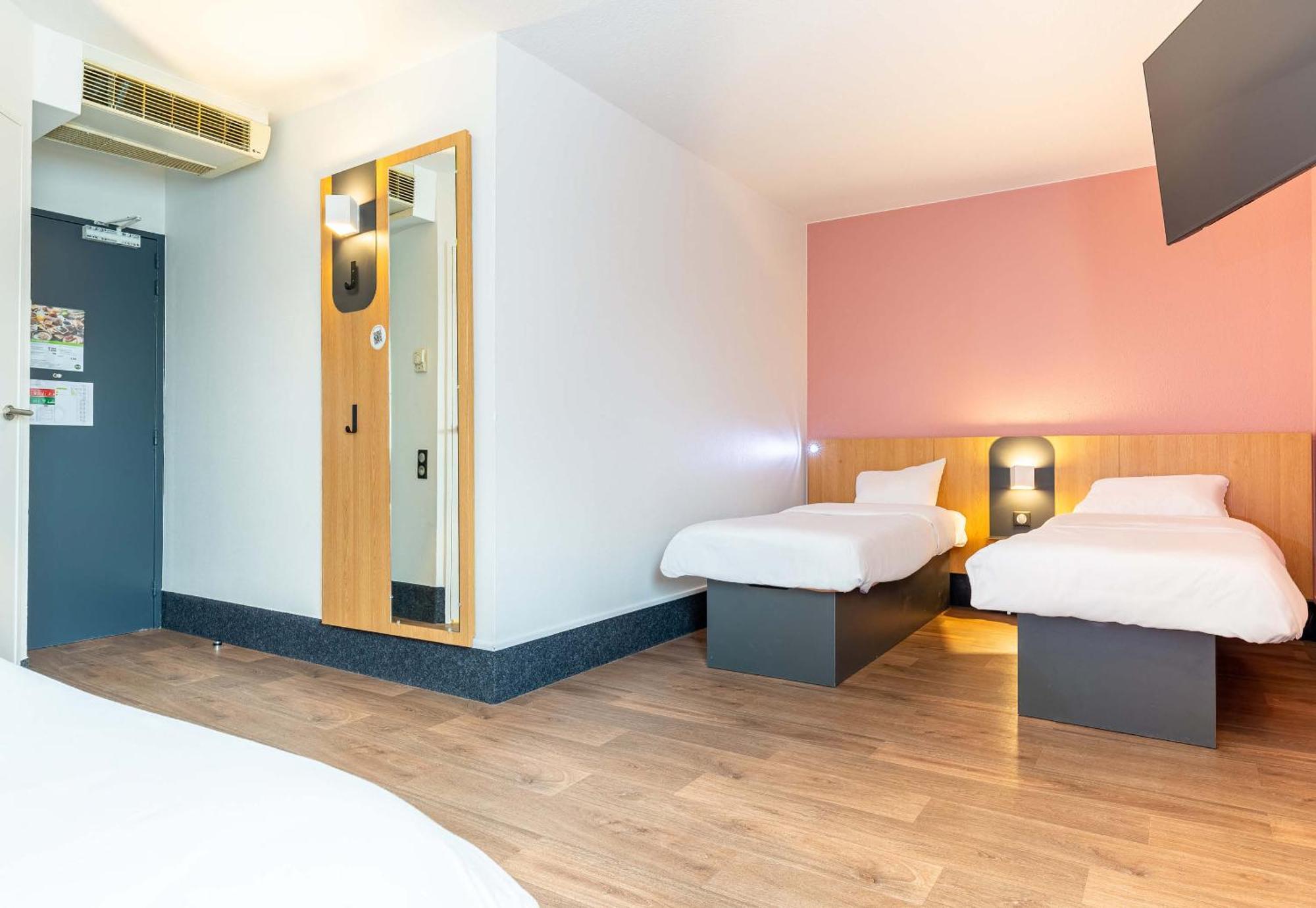 B&B Hotel Nantes Aeroport Bouguenais Exterior photo